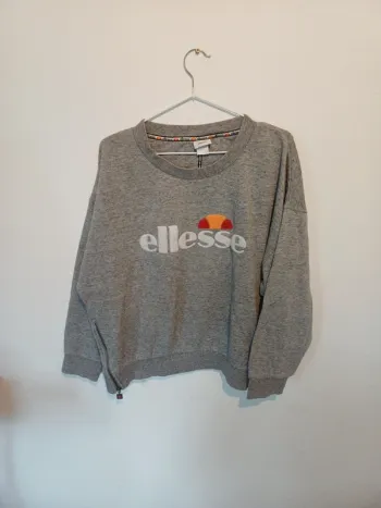 Pull ellesse