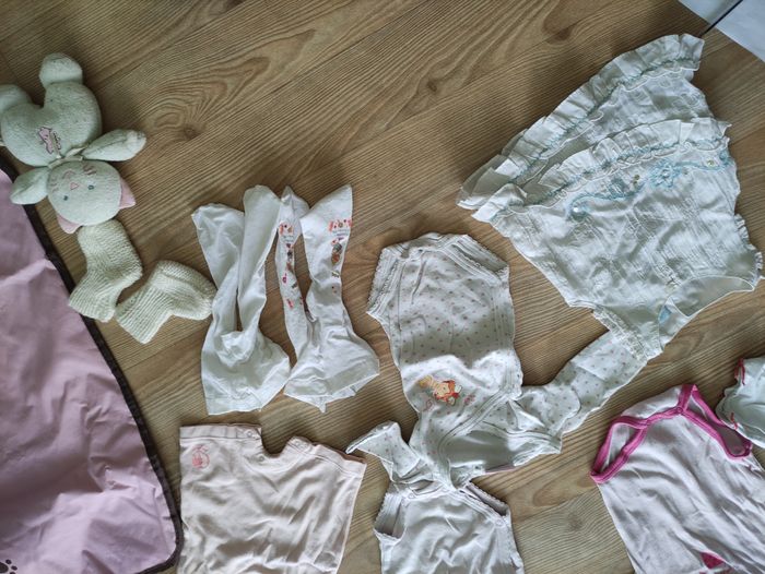 Vetement naissance - 1 mois fille vendu en lot ou a l'unité AVD.44 - photo numéro 2