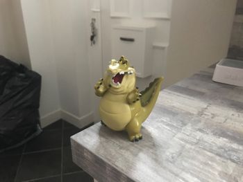 Figurine crocodile tiana la princesse et la grenouille disney