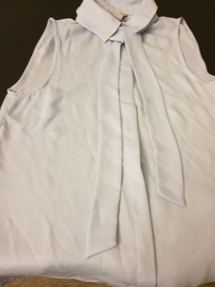 Blouse sans manche bleu ciel – H&M – Taille 34 - photo numéro 7