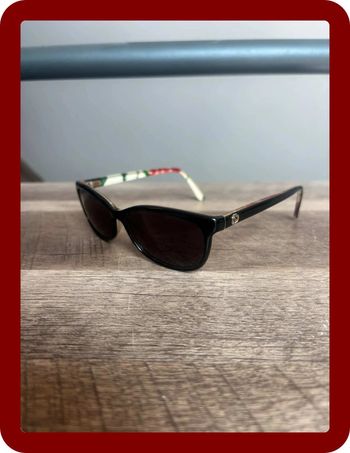 Lunette de soleil Gucci année 2000 motif serpent