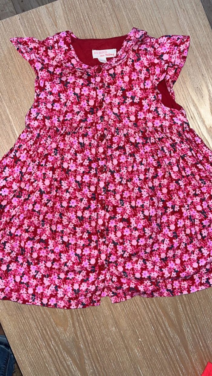 Robe fleurie - photo numéro 2