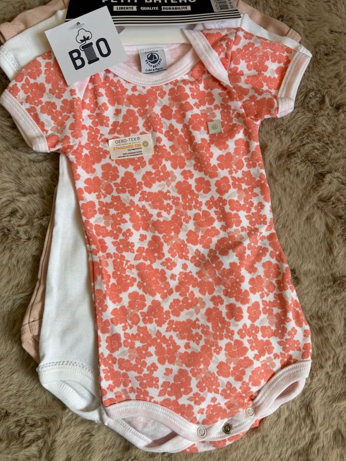 Lot de 3 bodies petit bateau manches courtes coton - photo numéro 3
