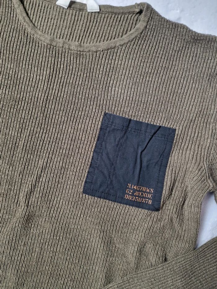 Pull 11 / 12 ans - photo numéro 2
