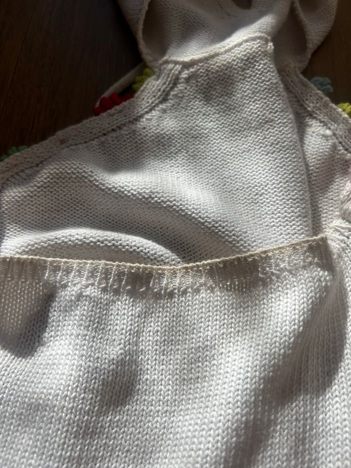 Robe blanche à détails fleuris - photo numéro 7