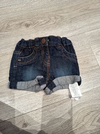 Short 3 mois
