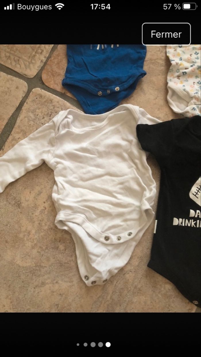 Lot bodys de 6 à 9 mois - photo numéro 9
