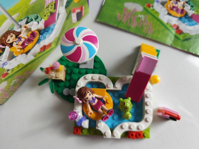Lego Friends modele  41090 la piscine d'olivia garten pool swimming pool - photo numéro 3