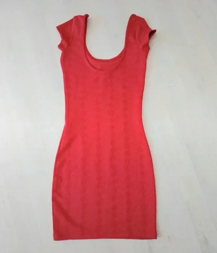 👗 Jolie robe Bershka taille S