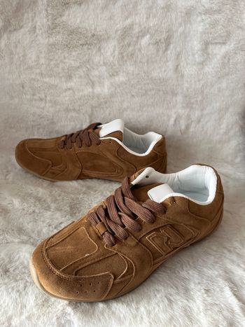 Baskets camel pointure 39