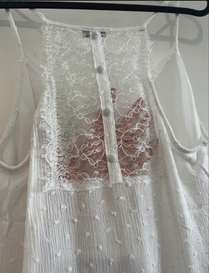 Top à dentelle - photo numéro 3