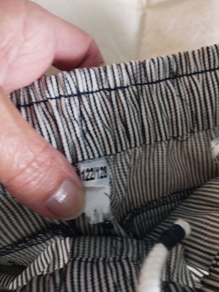Pantalon garçon 122/128 - photo numéro 4