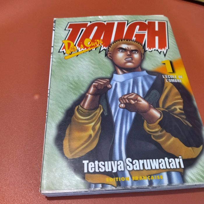 lot de 2 maga s duir à cuir Tough tome 1 abimé et tome 4 - photo numéro 6