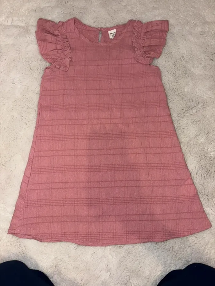 Robe rose