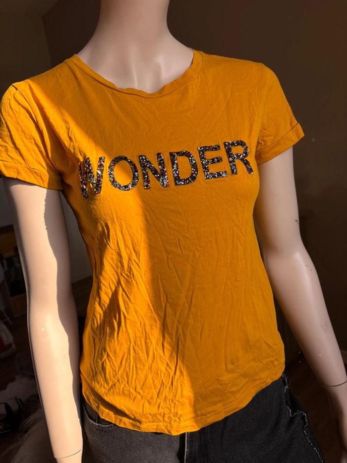 T shirt jaune paillettes