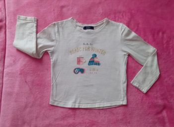 T-shirt Okaïdi taille 5 ans en très bon état