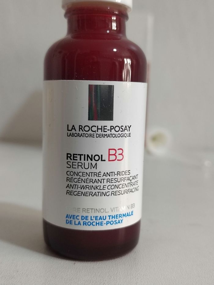 Sérum concentré anti rides La Roche Posay Retinol B3 régénérant resurfacant - photo numéro 2