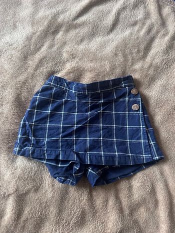 1 Jupe-short à carreaux Sergent Major (5 ans/110cm) - État impeccable.