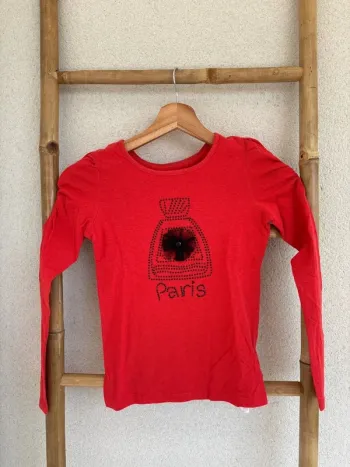 t shirt rouge à manches longues