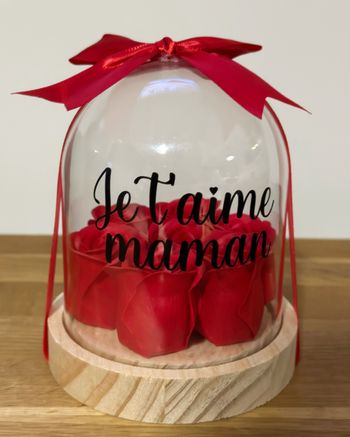 Cloche de rose de savon