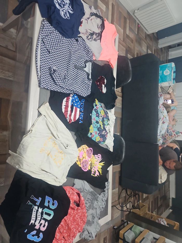 Lot de tee-shirt - photo numéro 2