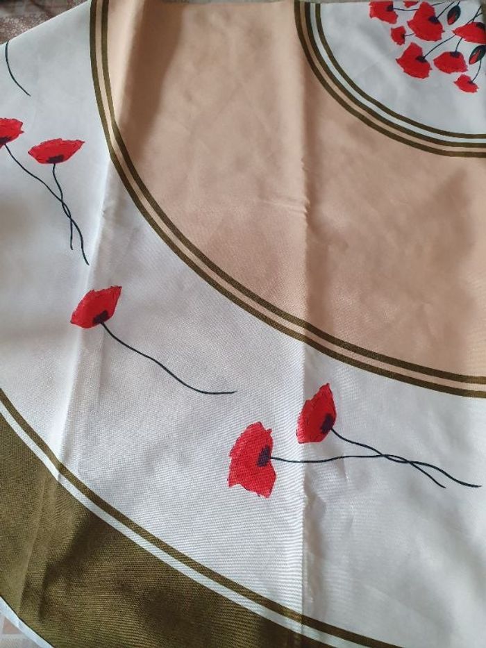 Nappe ronde diamètre 180 cm villages De Provences