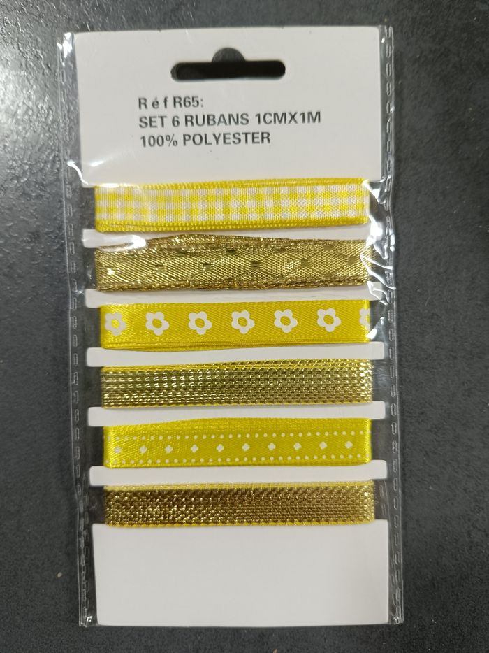 Lot de 6 rubans différents motifs jaunes