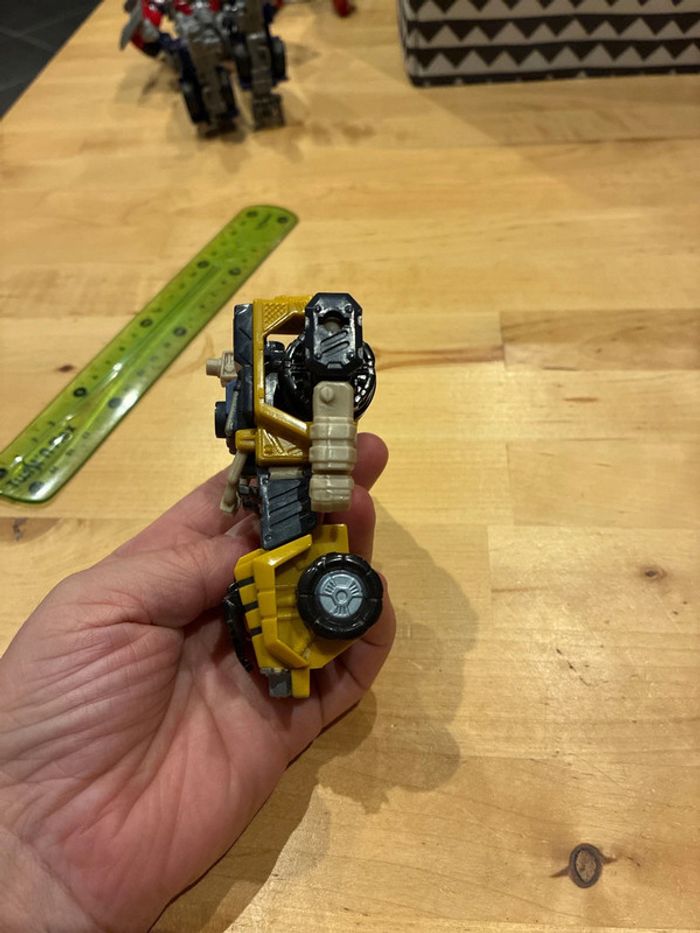 Voiture transformers energon strongarm Hasbro - photo numéro 3
