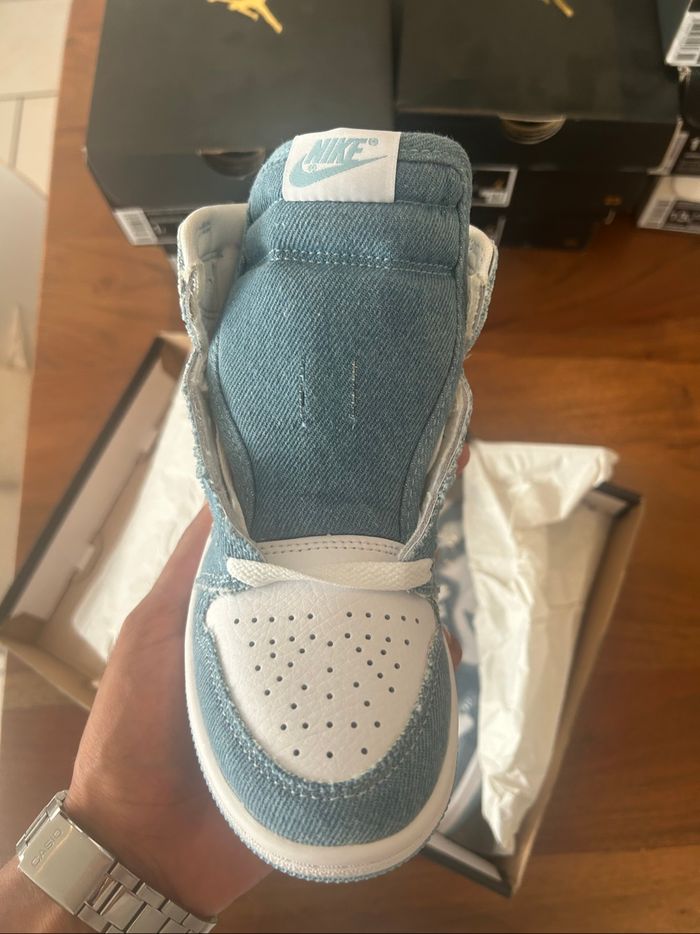 Jordan 1 taille 33 - photo numéro 3