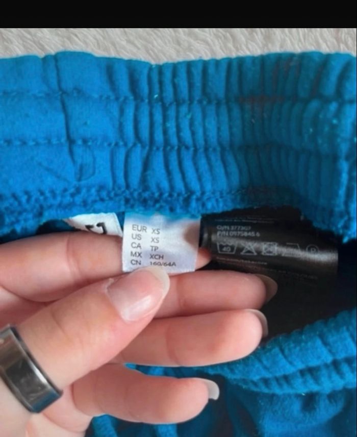 Jogging bleu roi taille XS de chez H&M en bon état - photo numéro 7