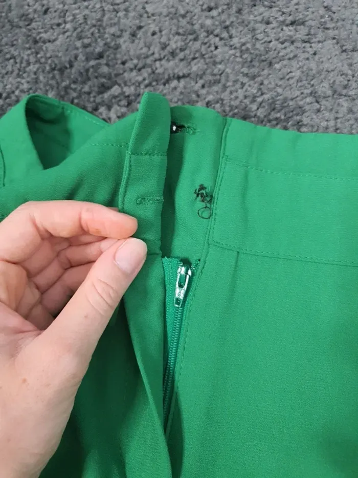 Pantalon vert camaieu - photo numéro 6