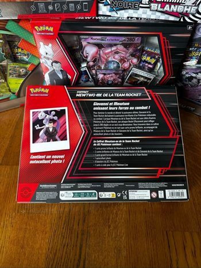 Coffret Premium Mewtwo EX de la Team Rocket POKEMON - photo numéro 2
