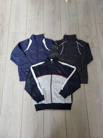 Lot de 3 vestes de sport