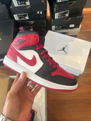Jordan 1 taille 35.5