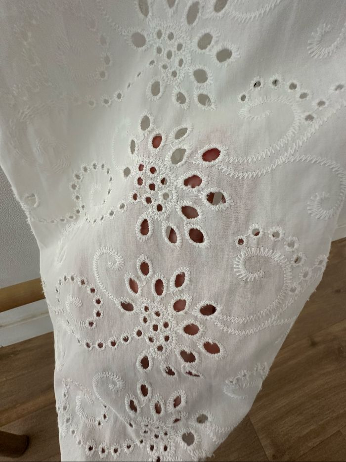 Robe longue broderie anglaise - photo numéro 10