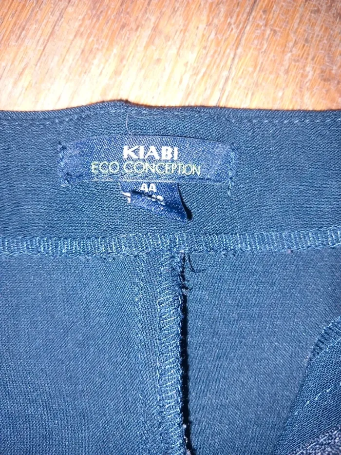 Short femme bleu marine 44 - photo numéro 2