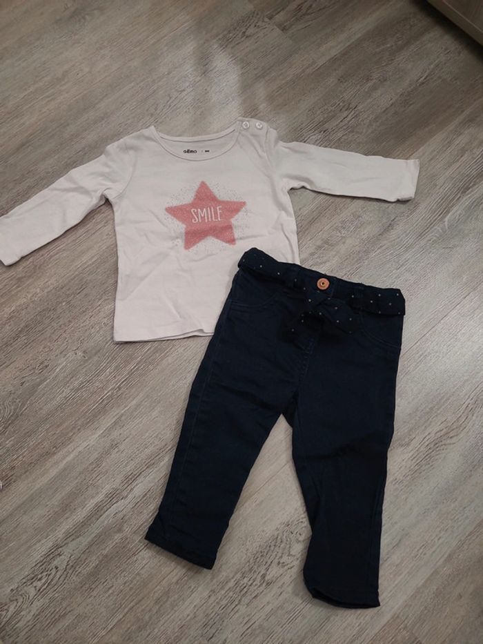 Ensemble pantalon bleu marine et tee shirt manches longues blanc paillettes