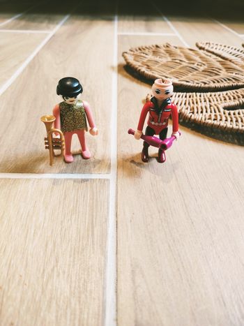 🤡Playmobil lot de 2 figurines cirque avec clown musicien à paillettes et jongleuse