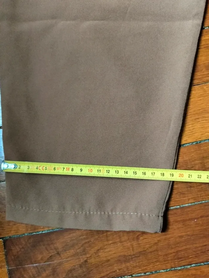 Pantalon à jambes larges - photo numéro 4