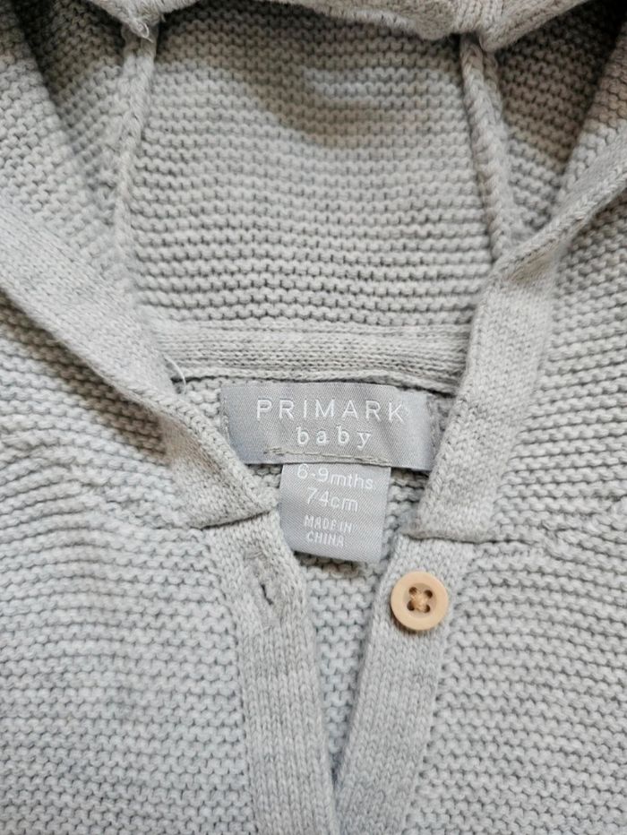 Pull neuf taille 6 9 mois - photo numéro 3