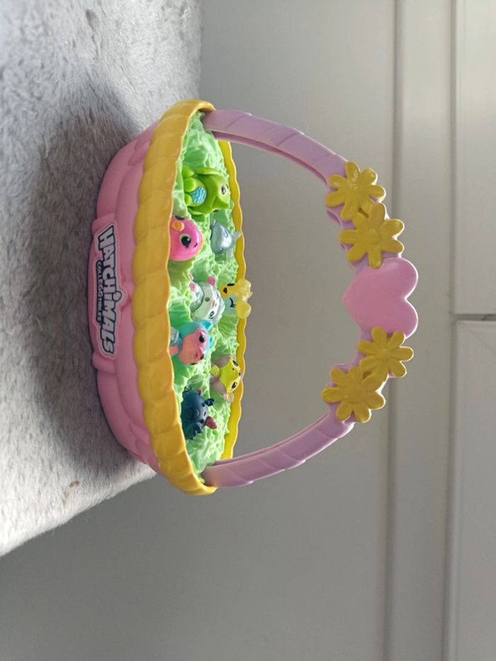 Pâques figurines hatchimals et  panier - photo numéro 3