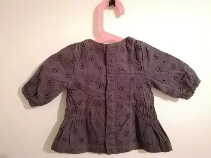 Lot tee-shirt fille  manches longues 3 mois - photo numéro 3