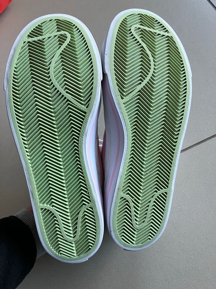 Basket Nike femme pointure 38 - photo numéro 7