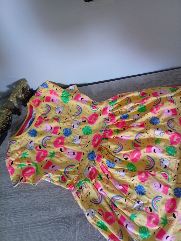 Jolie robe Peppa Pig 💯 coton dû 2/3 ans