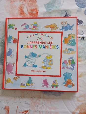 Livre L'école des monstres j'apprends les bonnes manières