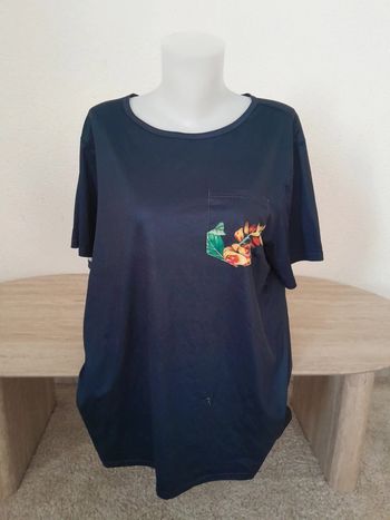 T-shirt large 💫avec poche💫Taille 40-L