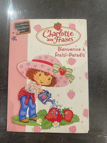 Livre charlotte aux fraises