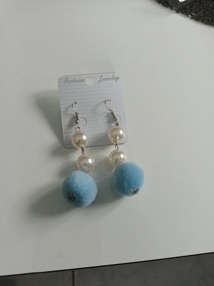 Boucle fantaisie argent et bleu