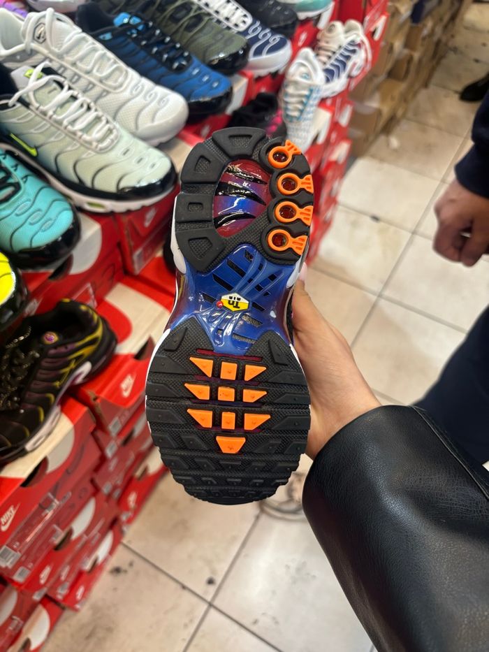 Tn barça taille 42 - photo numéro 2