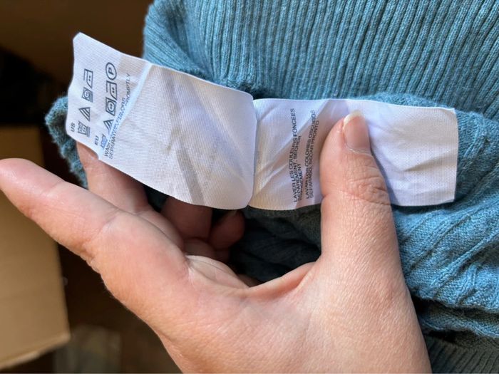 Pull col V bleu Tommy Hilfiger - photo numéro 12